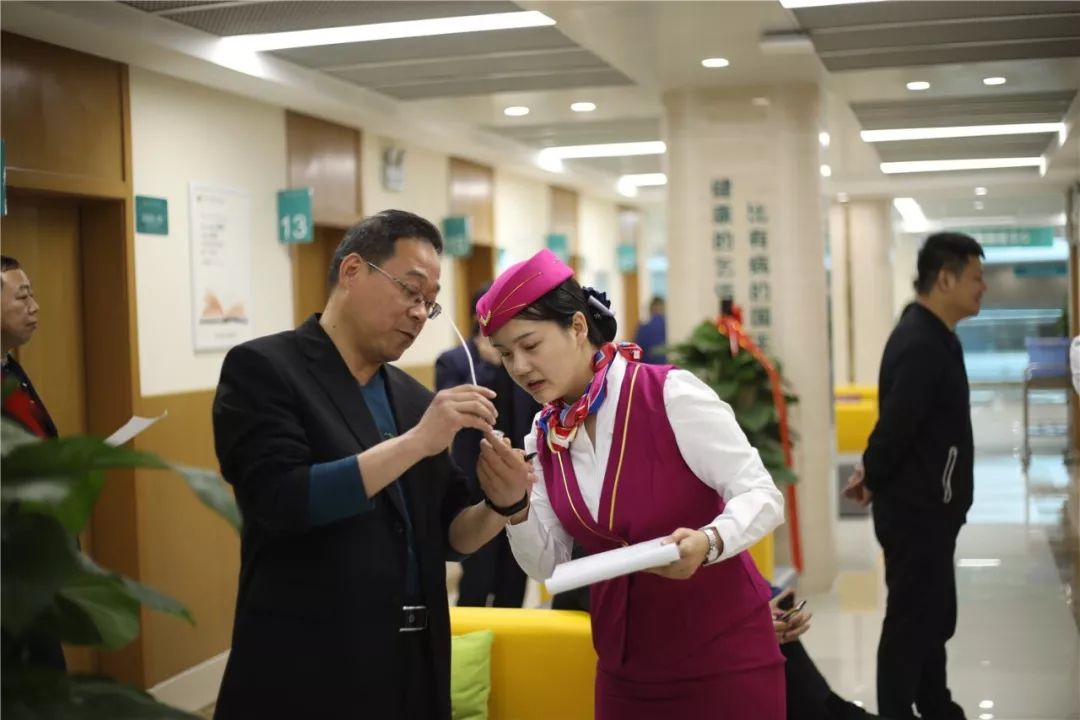 东方24小时套医保卡(北京医保卡使用指南)